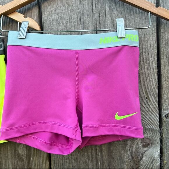 NIKE PRO Shorts Womens Sz Small Compression Training 3.0"  Neon NWOT Spandex - Picture 14 of 15